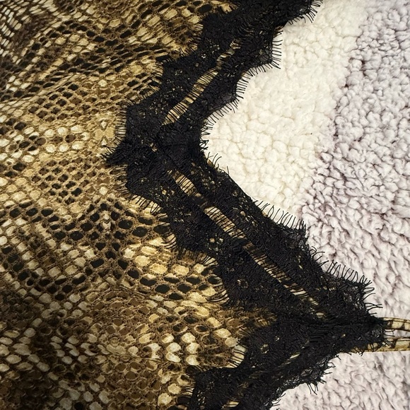 Zebra Print Lace Trim Cami - Picture 5 of 8